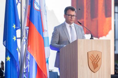 Slavnostni govornik Nejc Smole, župan